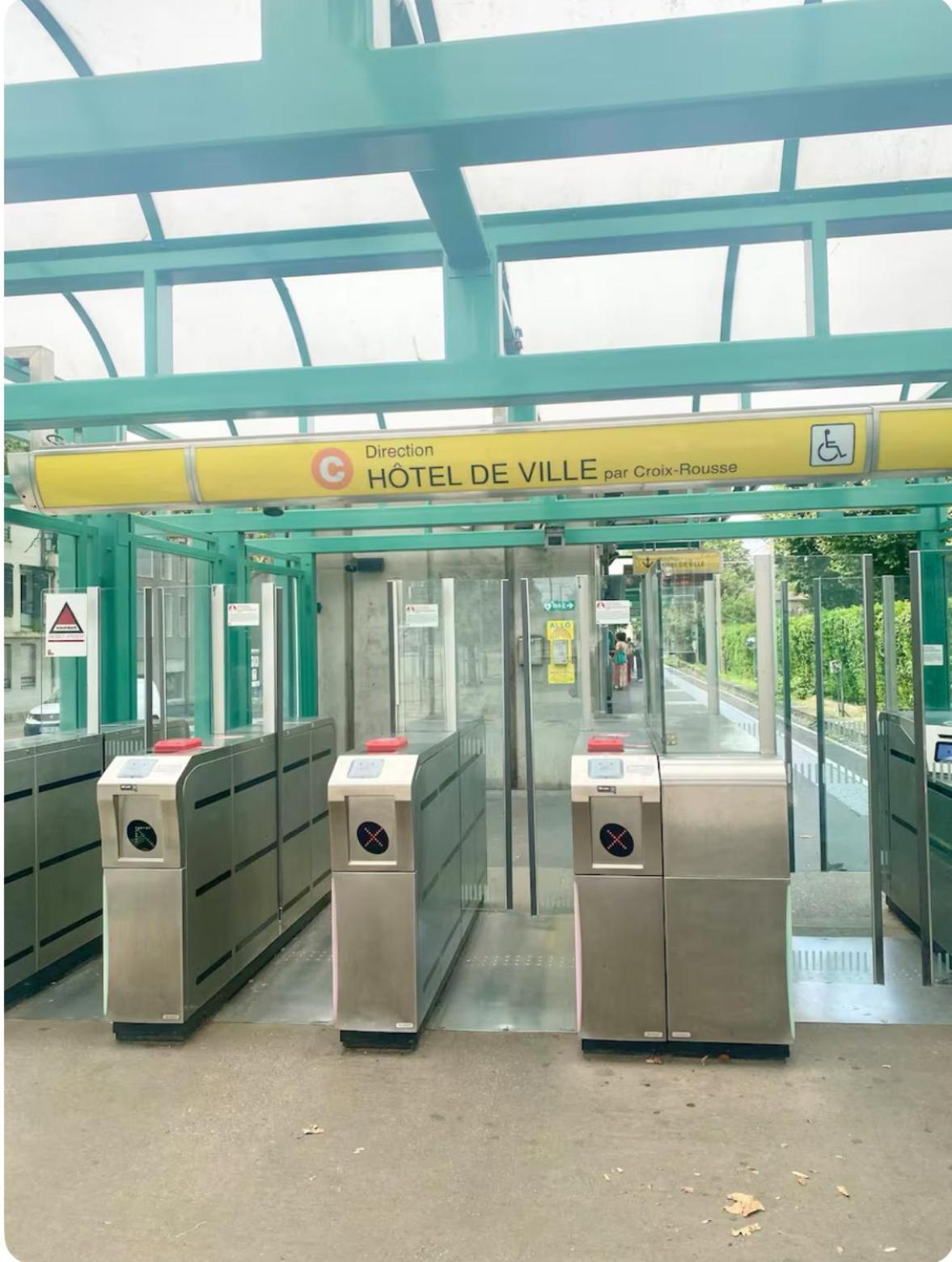 Art De Recevoir - L'Ecrin De Margnolles - Croix Rousse - Metro C-Cuire Caluire-et-Cuire Dış mekan fotoğraf